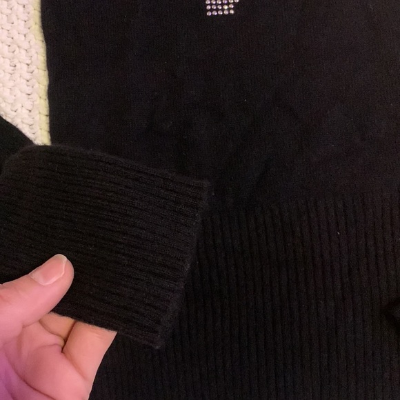 08” VS PINK BLING “PINK DOG” ; CASHMERE SWEATER (very rare and HTF) throwback! - Picture 3 of 5